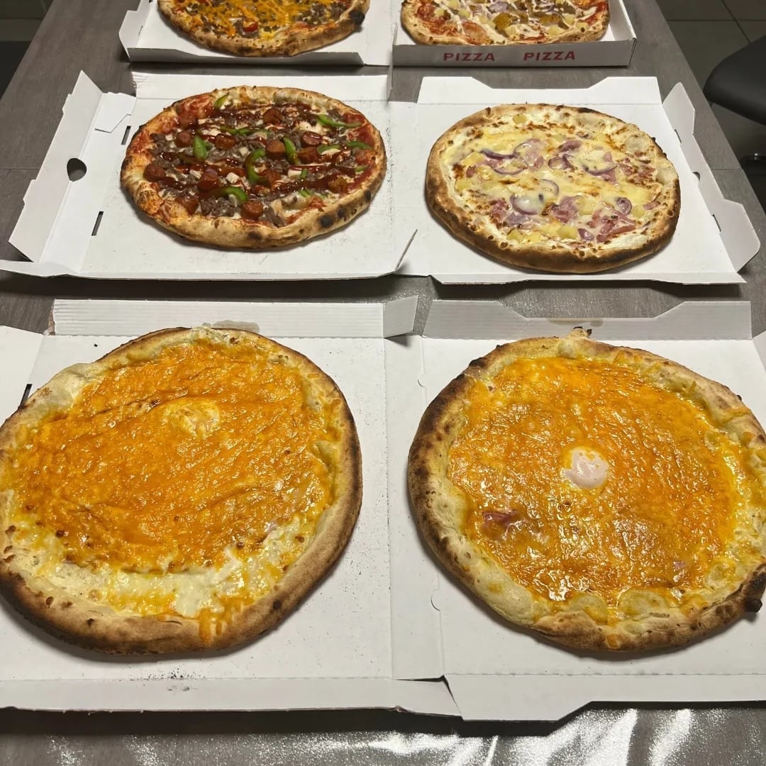 L’Heurt De La Pizza